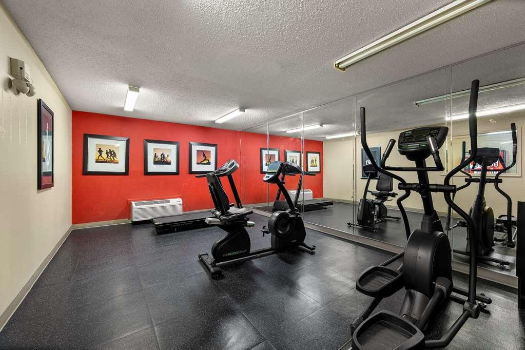Suburban Studios Houston North I-45 Удобства фото